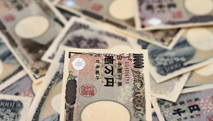 美元兑日元时隔近20年再度升至127，日本财务大臣：日元走弱将产生强烈负面影响