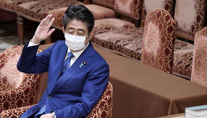 安倍晋三胸部中枪后状况危急，曾为日本任期最长首相