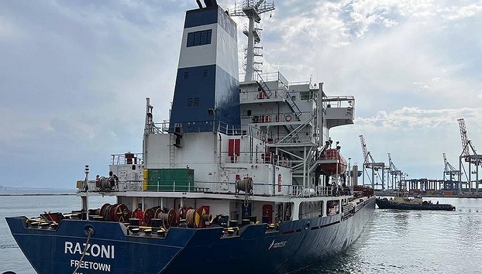 第一艘黑海运粮船驶离乌克兰，国际粮价回落但风险未除